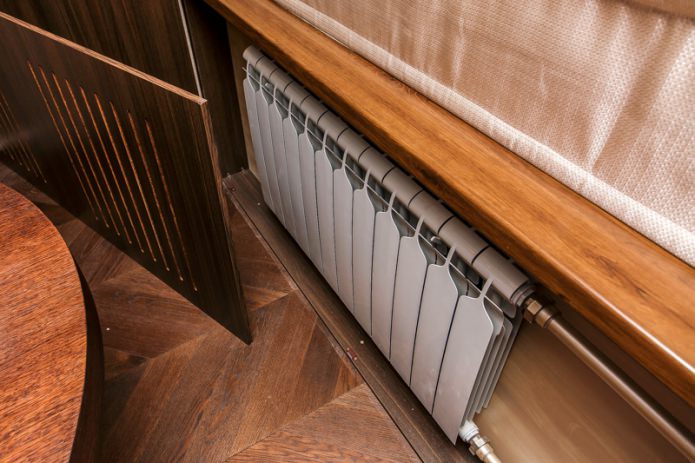 Holzkiste für Batterien