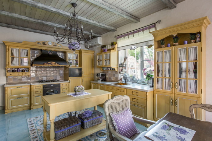 Küche im Provence-Stil