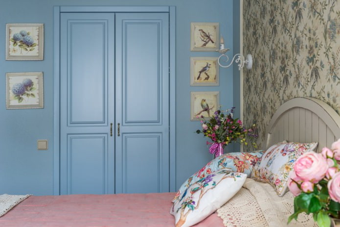 Schlafzimmer-Interieur im provenzalischen Stil