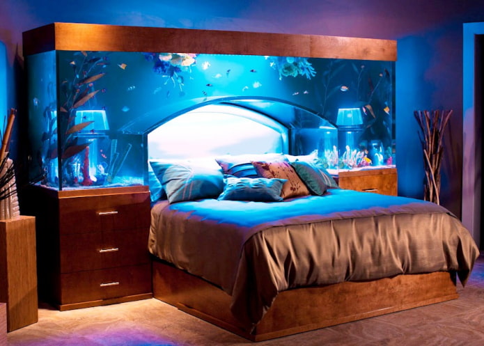 Schlafzimmereinrichtung mit Aquarium