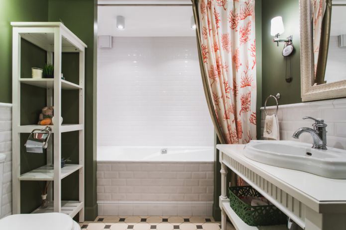 Badezimmer im amerikanischen Stil
