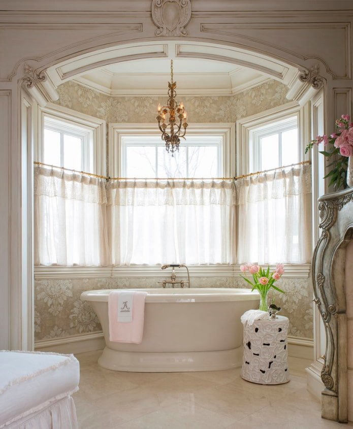 Bogen im Badezimmer
