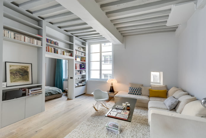 Bogen zwischen Wohnzimmer und Schlafzimmer