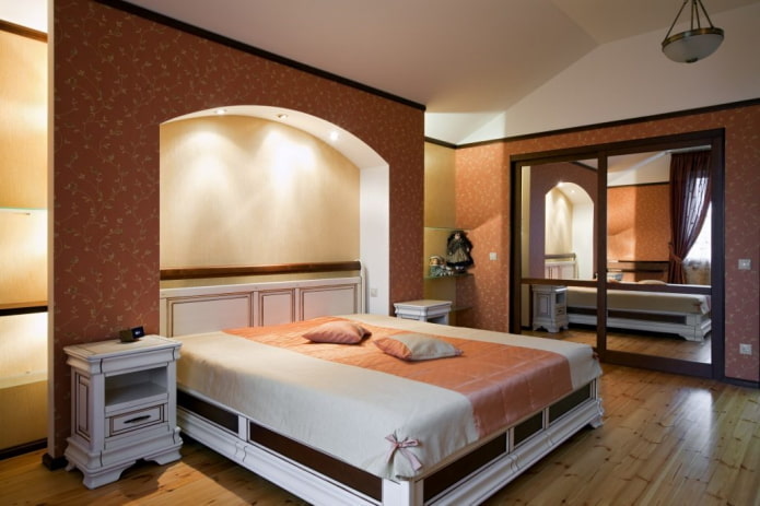 Gipskartonbogen im Schlafzimmer