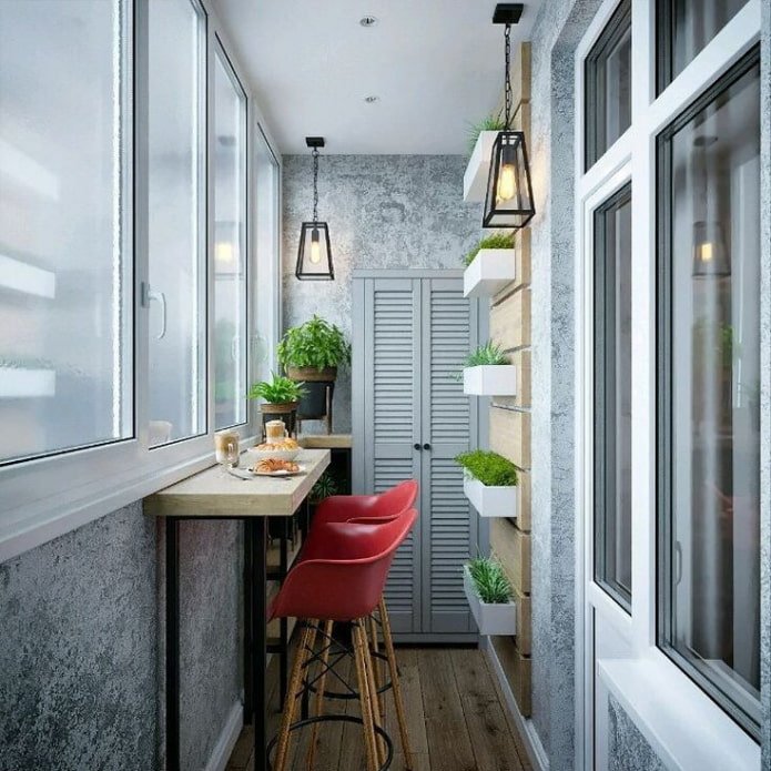 Balkon mit Bartheke im Loft-Stil