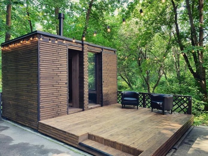 Modulares Badehaus mit Terrasse