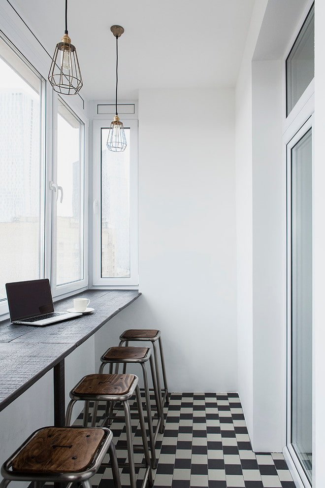 Balkon-Design-Idee im Loft-Stil