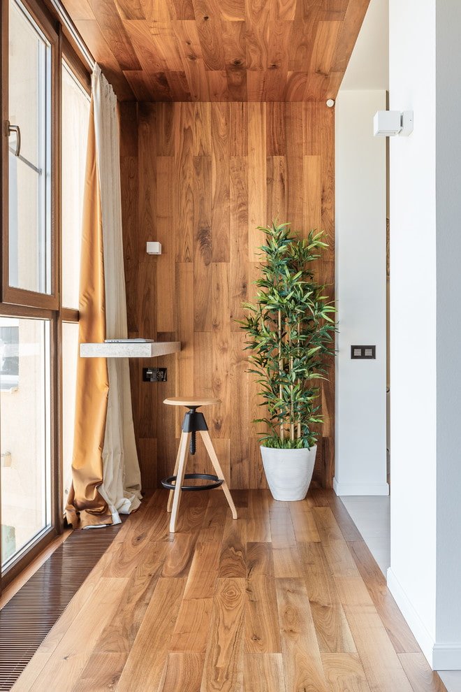 kleine Bartheke aus Holz