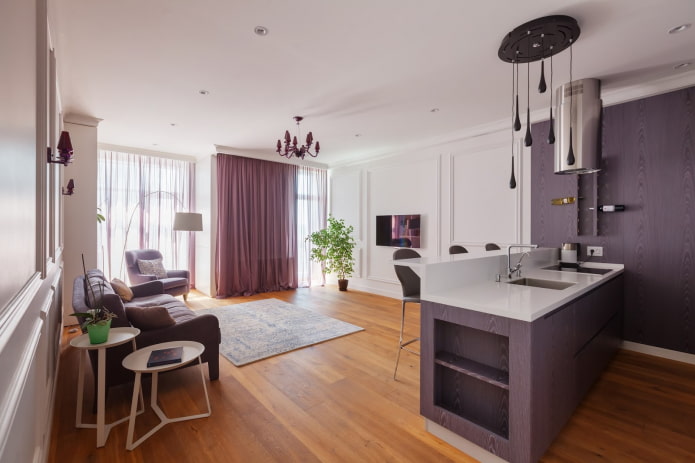 Zweistufige Bartheke im Wohnzimmer