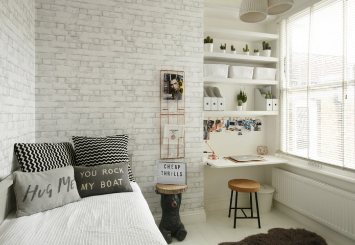 grau-weißes Zimmer für ein Schulkind