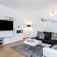 Weiße und schwarz-weiße Tapeten im Wohnzimmer: 55 Fotos im Innenraum-7