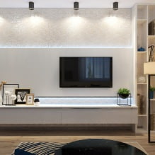 Weiße und schwarz-weiße Tapeten im Wohnzimmer: 55 Fotos im Innenraum-6