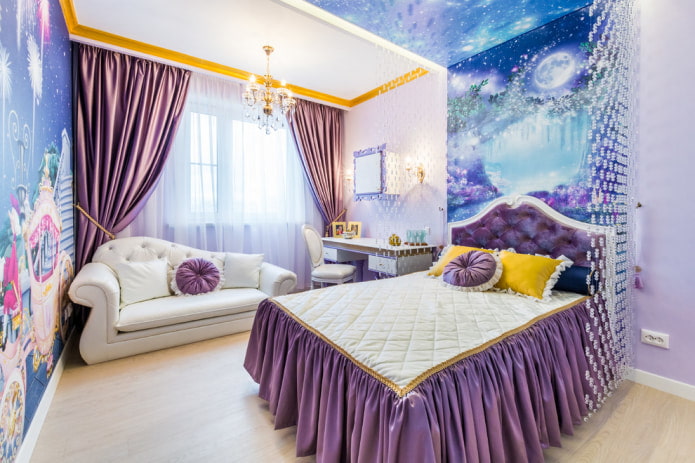 Kinderzimmer mit weißem Sofa