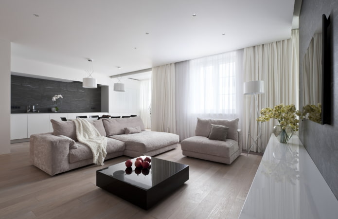 weiße Spanndecke im Wohnzimmer