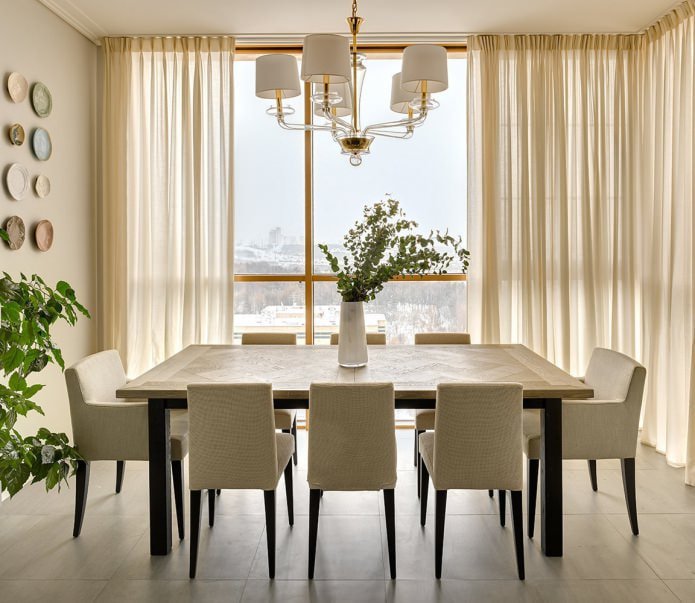 Vorhänge im Esszimmer