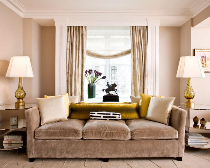 Textilien in Gold