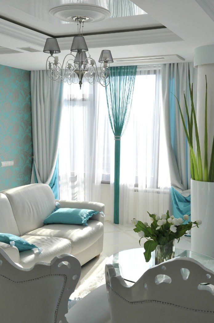 Türkis-weißes Wohnzimmer
