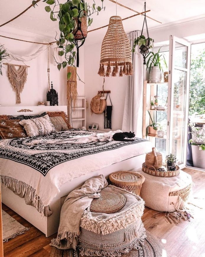 gemütliches rosa Schlafzimmer