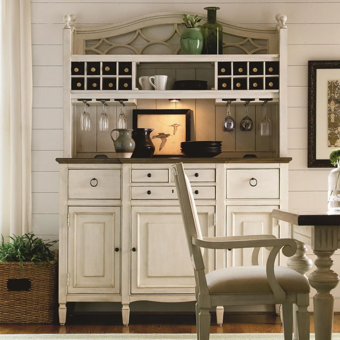 Wein-Sideboard