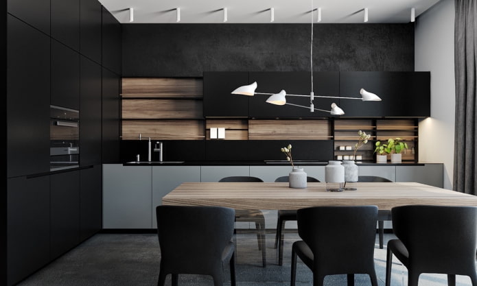 Kücheninterieur in Grau- und Schwarztönen