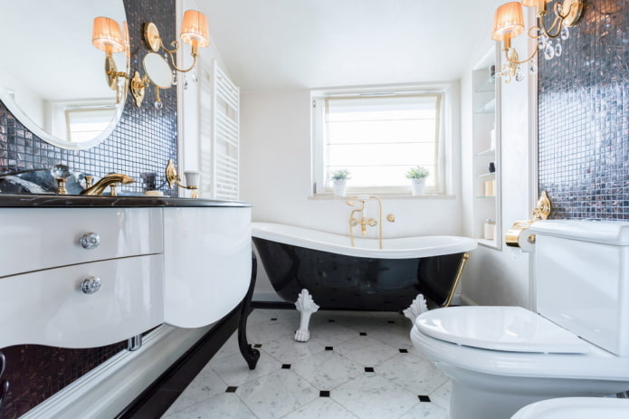Badezimmer im klassischen Stil