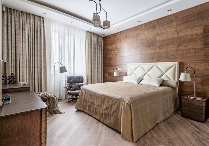 Laminat an der Wand im Schlafzimmer