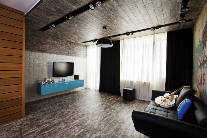 Holzdecke im Wohnzimmer