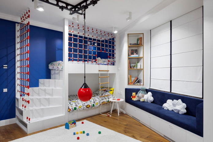 Zweistöckiges Modell im Kinderzimmer für Jungen