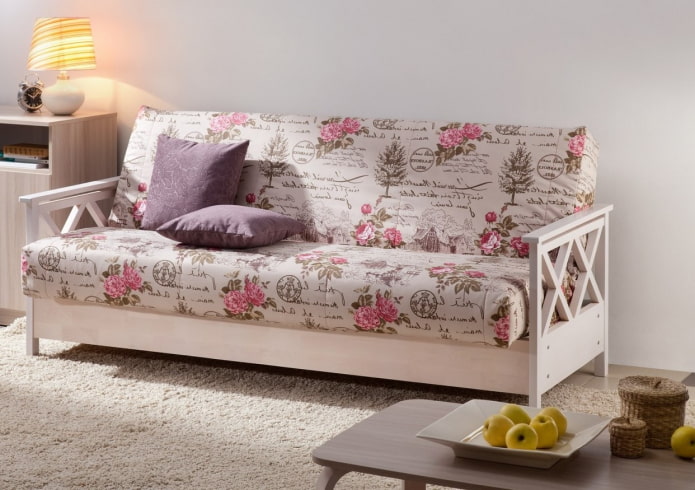 Klappsofa im Provence-Stil