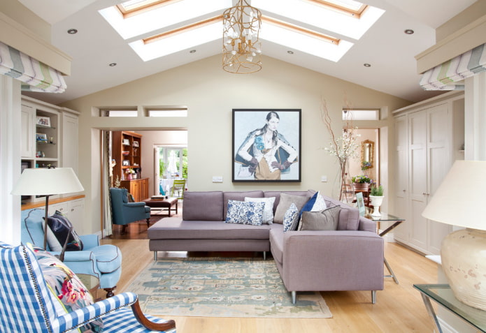 Zartes lila Sofa