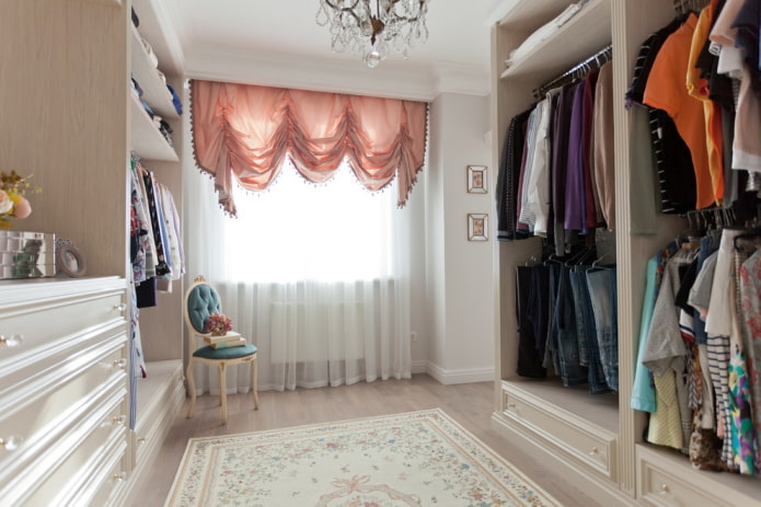 Design einer Damengarderobe