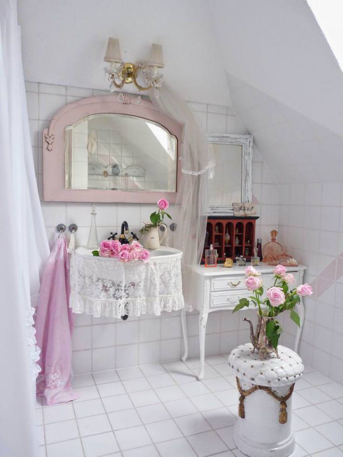 Blumen im Badezimmer