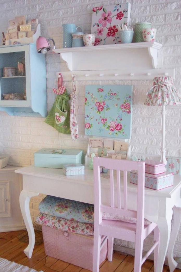 Arbeitsplatz im Shabby-Chic-Stil