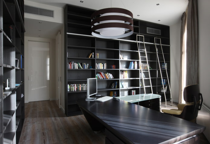 minimalistisches Arbeitszimmer