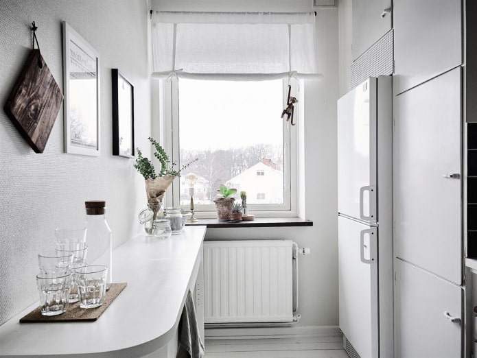 weiße Scandi-Küche