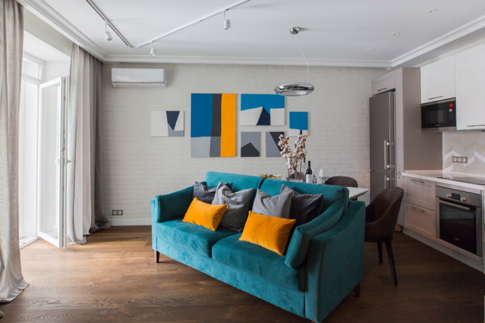 Möbel im Inneren kombinierter Zimmer
