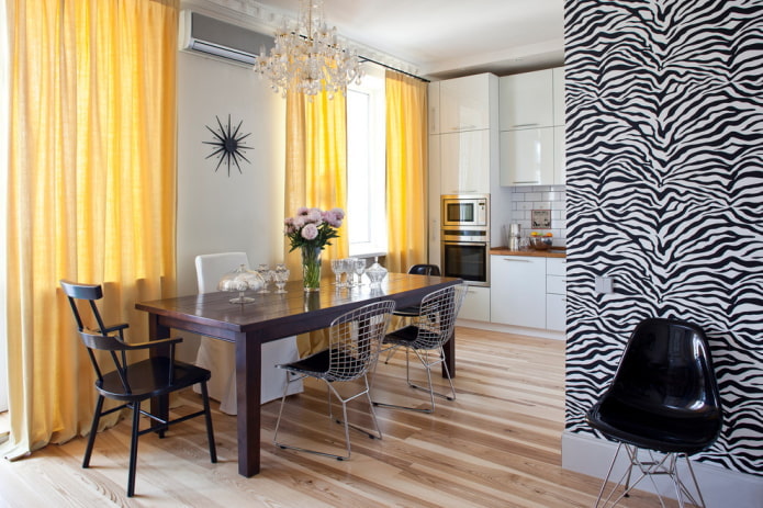 Kücheninterieur in einer 36 Quadratmeter großen Wohnung