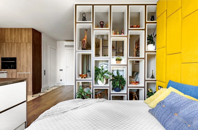 Schlafzimmer und Regale