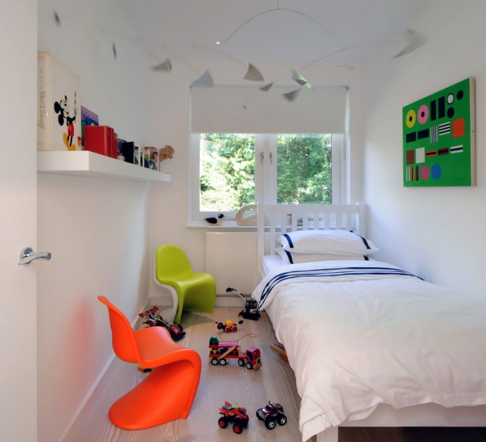 Jungenzimmer in Weiß