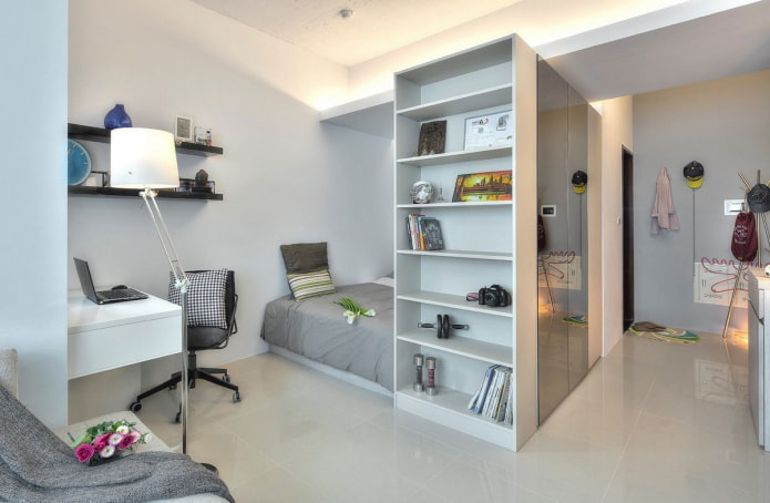 Nische im Inneren eines Studio-Apartments