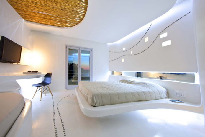 Deckendesign im High-Tech-Stil