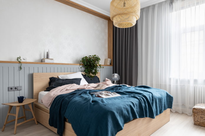 Blau und Holz