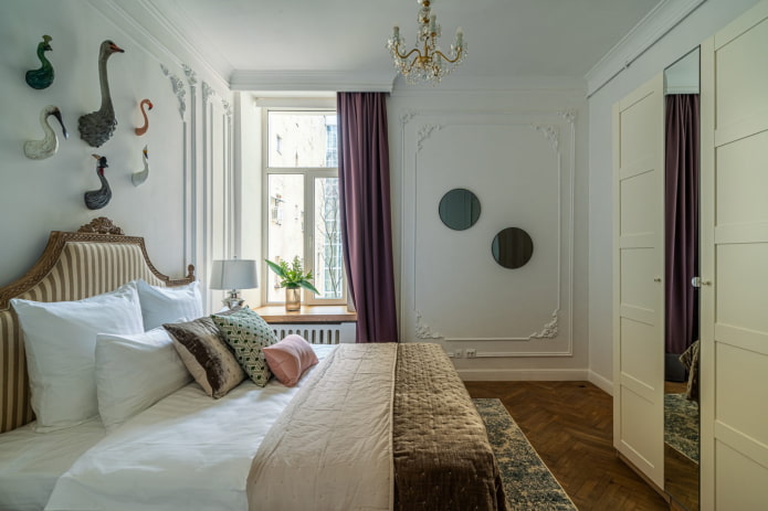 So dekorieren Sie die Wand über dem Bett