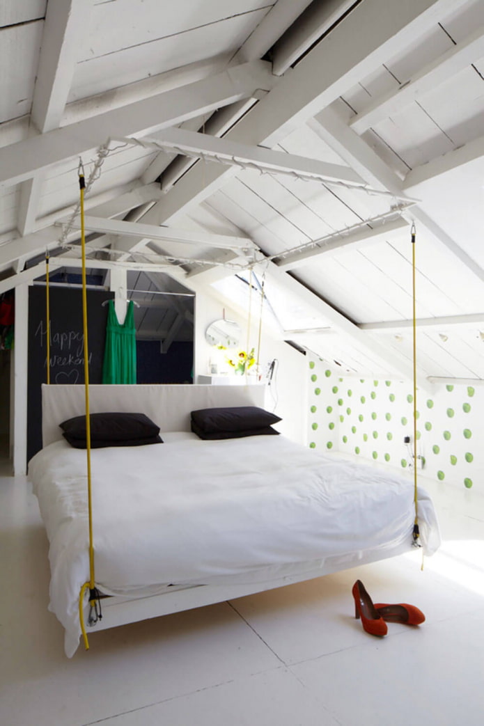 Hängebett im Innenraum
