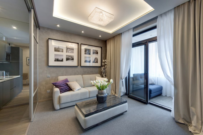 Studio-Apartment-Innenraum mit Balkon