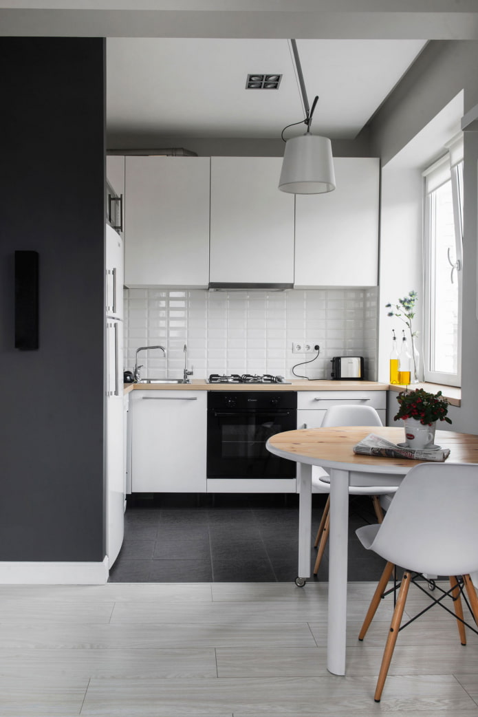 Küchenbereich im Inneren eines Studio-Apartments