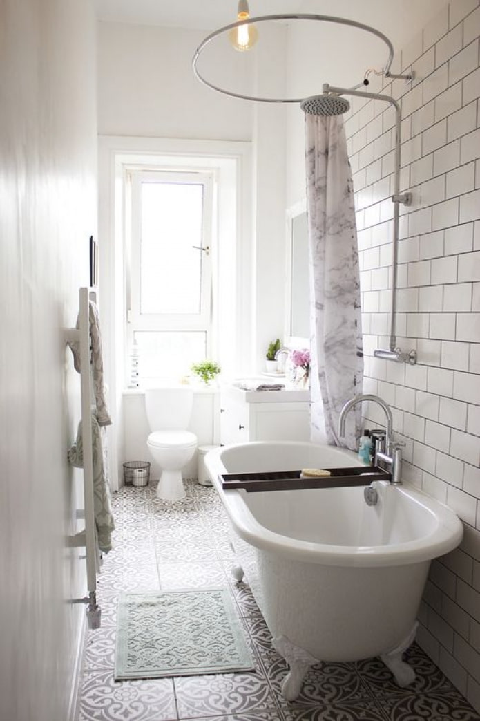 freistehendes Badezimmer