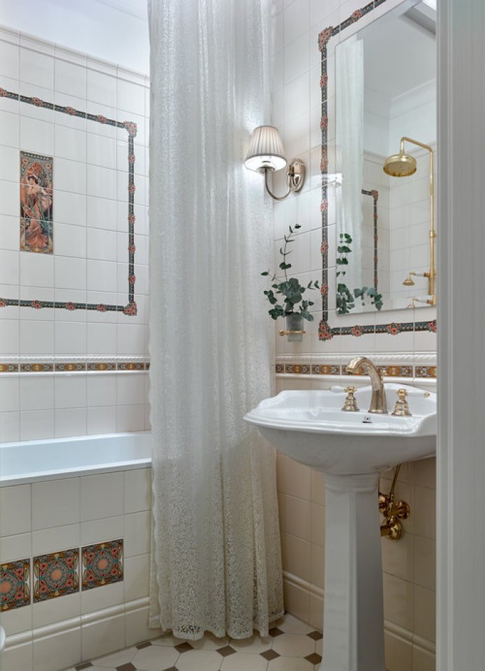 Badezimmer im klassischen Stil