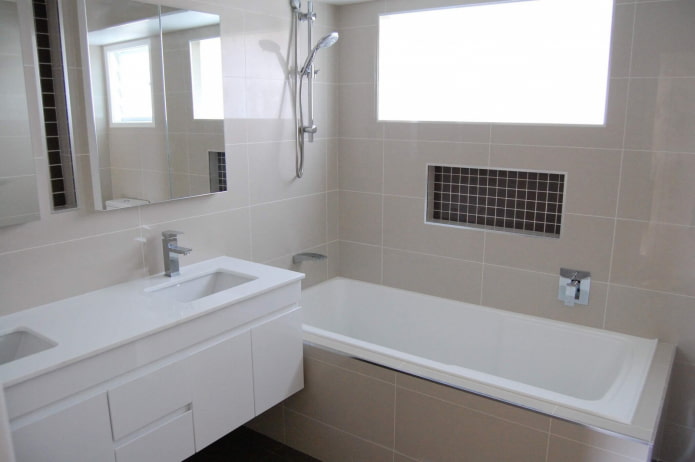 Badezimmer in einer Chruschtschowka