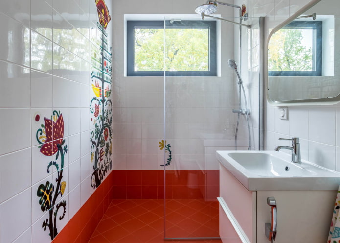 Helle Wände in der Dusche